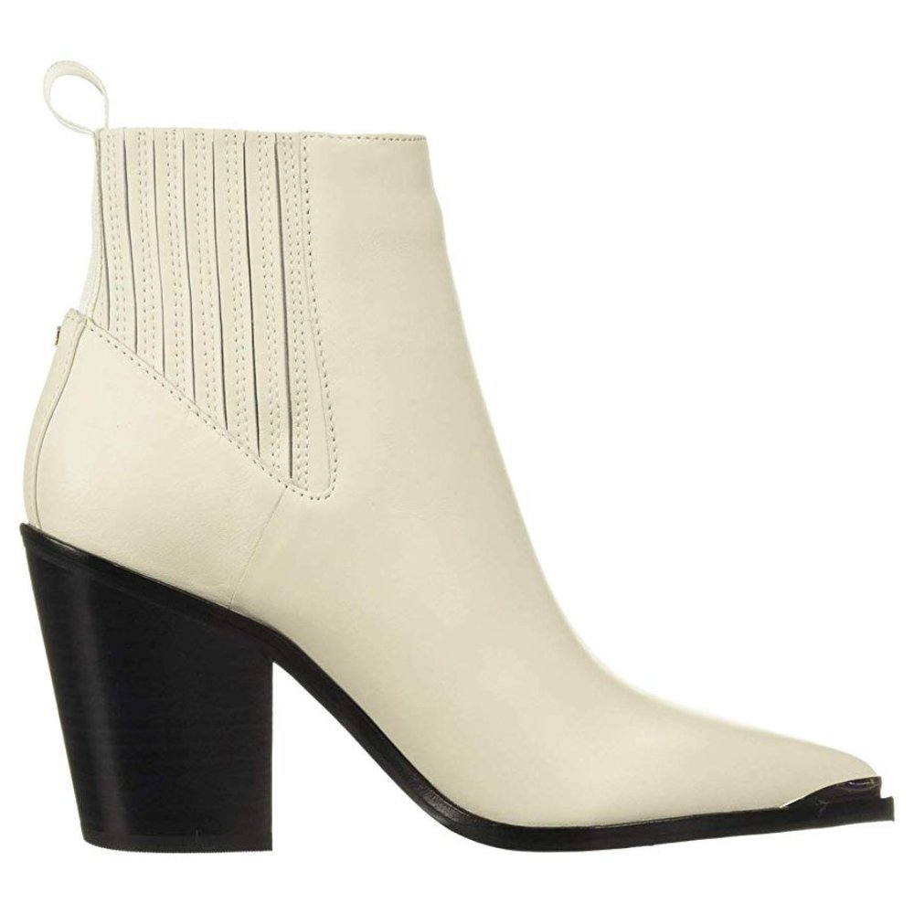 9 M Kenneth Cole West Side Bootie